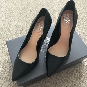 Vince Camuto Pumps